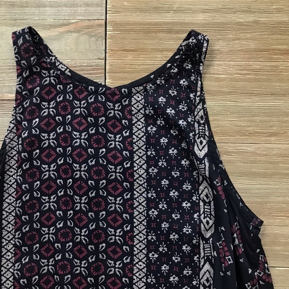 Hollister Multi Print Loose Fit Tank Top - Picture 3 of 5